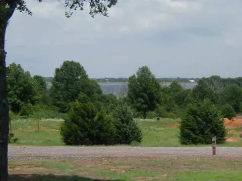 108 Timber Lake Dr, Mcloud, OK 74851 photo 5