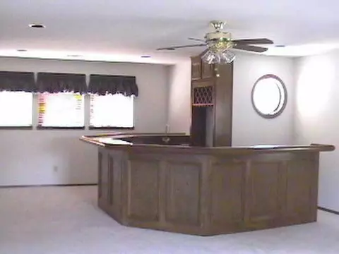 1508 Eagle Dr, Edmond, OK 73034 photo 5