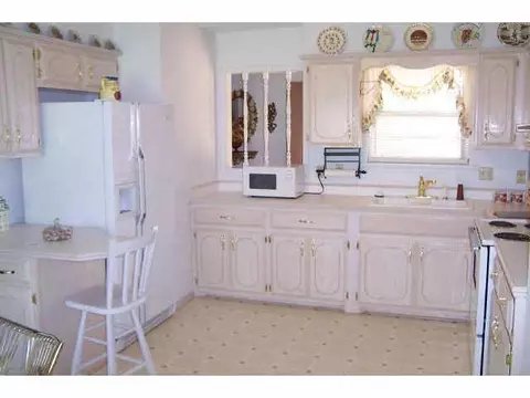 420 Jarman, Mcloud, OK 74851 photo 4