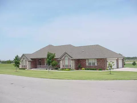 7903 Austrian Ln, Tuttle, OK 73089 photo 1