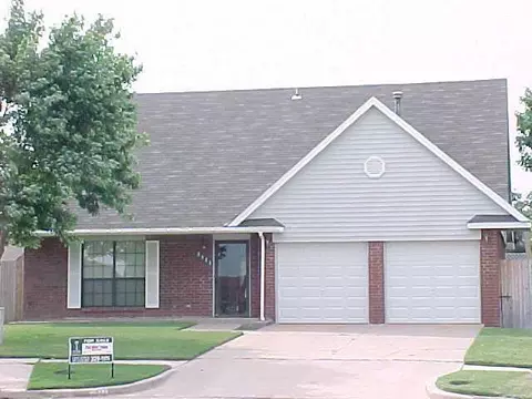 3421 Pathway, Norman, OK 73072 photo 1