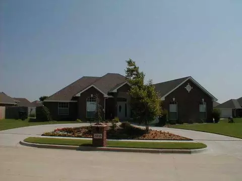 3805 Buckingham Dr, Norman, OK 73072 photo 1