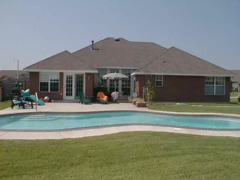 3805 Buckingham Dr, Norman, OK 73072 photo 2