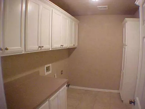 11 S Czech Hall Rd, Tuttle, OK 73089 photo 4