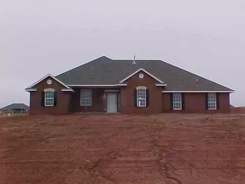 11 S Czech Hall Rd, Tuttle, OK 73089 photo 1