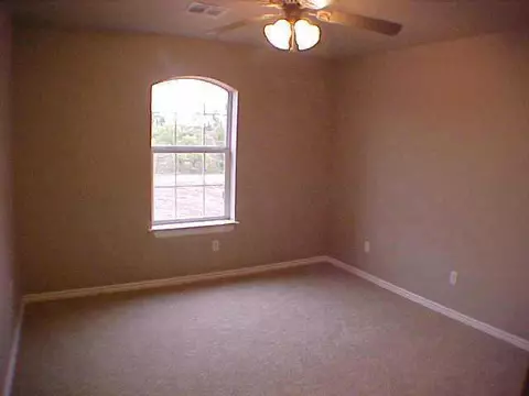 11 S Czech Hall Rd, Tuttle, OK 73089 photo 9