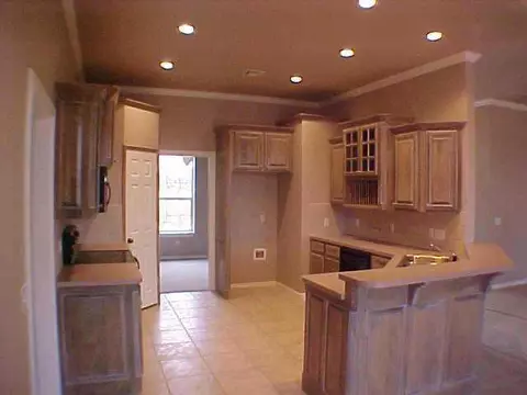 11 S Czech Hall Rd, Tuttle, OK 73089 photo 3