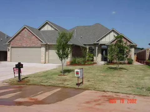 3124 Shortgrass Rd, Edmond, OK 73003 photo 1