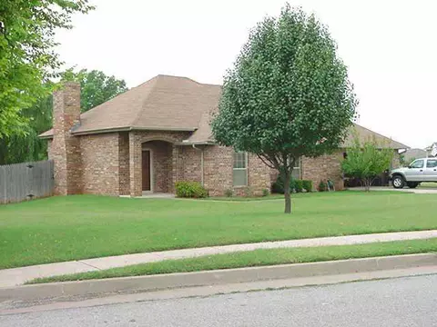 800 Old Bugle Rd, Edmond, OK 73003 photo 1