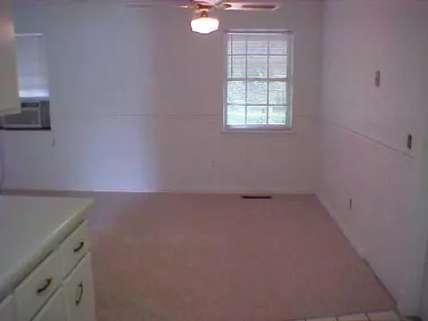 204 Lois, Tuttle, OK 73089 photo 3