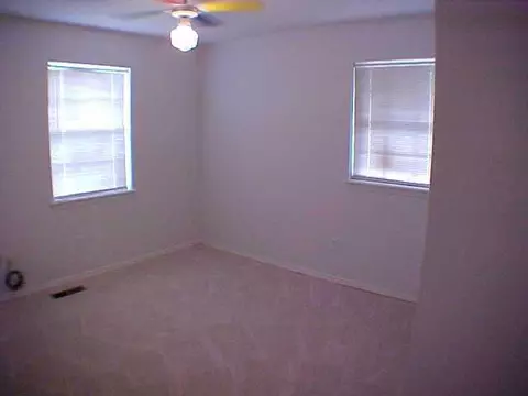 204 Lois, Tuttle, OK 73089 photo 6