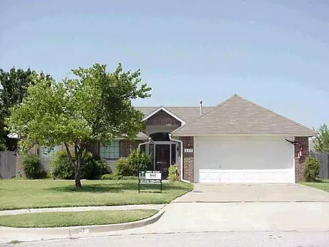 417 Rhoades Ct, Norman, OK 73072 photo 1