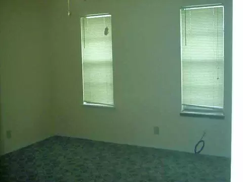205 Edd Dr, Tecumseh, OK 74873 photo 2