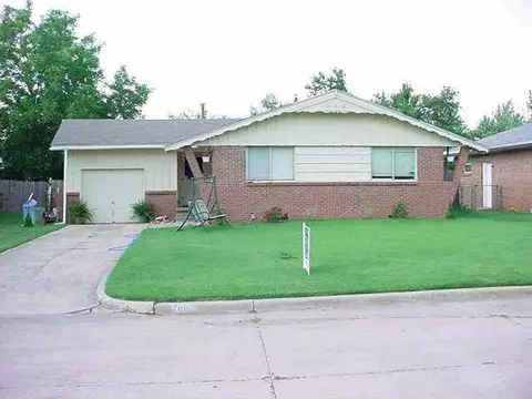 7007 NW 60th St, Bethany, OK 73008 photo 1