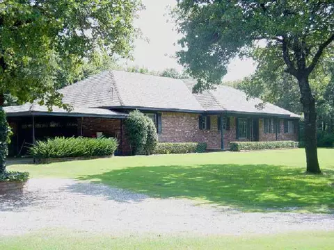 3480 E Waterloo Rd, Edmond, OK 73034 photo 2