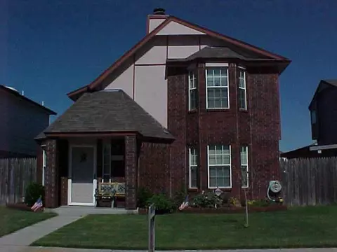 2518 Lakecrest Dr, Moore, OK 73170 photo 1