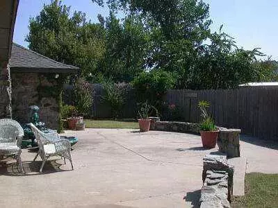 11032 Coachman Rd, Yukon, OK 73099 photo 6