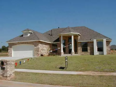 3816 Pachem Ave, Harrah, OK 73045 photo 1