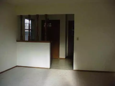 3721 N Riverside Dr, Bethany, OK 73008 photo 3