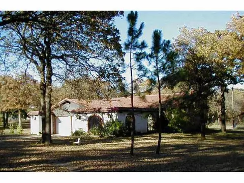 29208 Lake Dr, Mcloud, OK 74851 photo 2