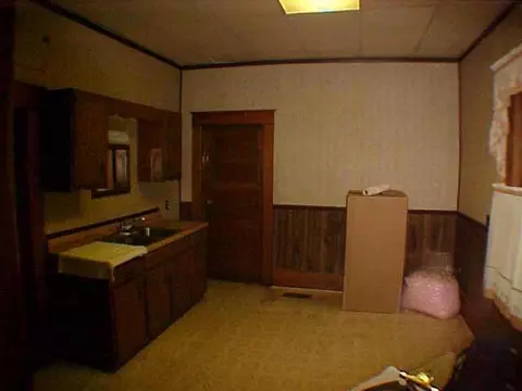 607 SW 2nd, Tuttle, OK 73089 photo 4