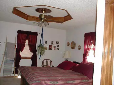 201 Hazard Hill Rd, Mcloud, OK 74851 photo 3