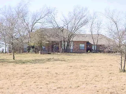 1601 N Sara Rd, Tuttle, OK 73089 photo 1