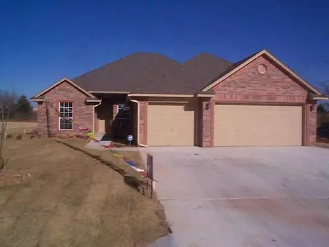121 Dixie Ln, Edmond, OK 73013 photo 1