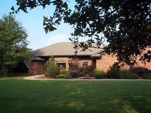 9704 Deep Fork Dr, Norman, OK 73026 photo 1