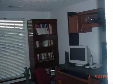 1801 SW 20, Moore, OK 73160 photo 9