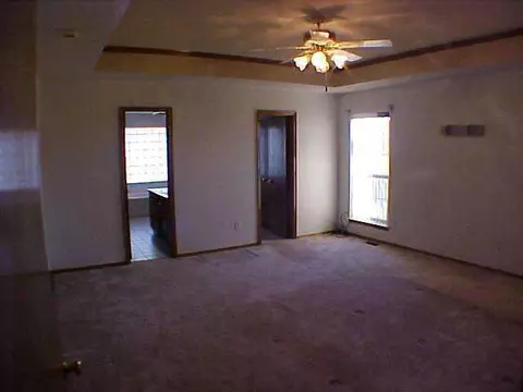 202 Whispering Pnes, Tuttle, OK 73089 photo 5
