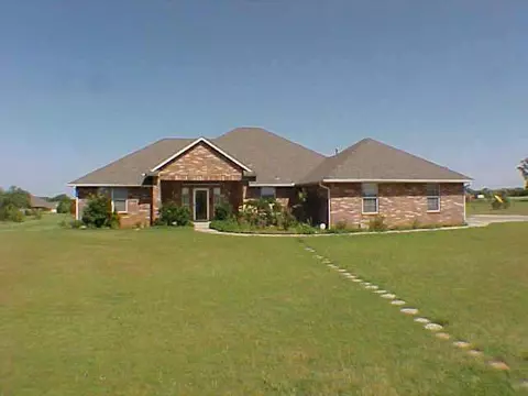 202 Whispering Pnes, Tuttle, OK 73089 photo 9