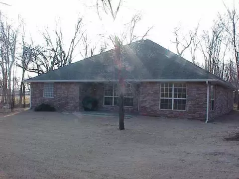 602 W Ridge Dr, Tuttle, OK 73089 photo 3