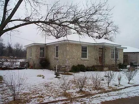 2192 County Rd, Harrah, OK 73045 photo 1