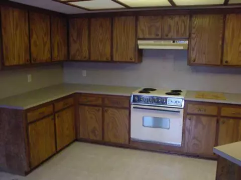 1724 Lionsgate Cir, Oklahoma City, OK 73127 photo 3