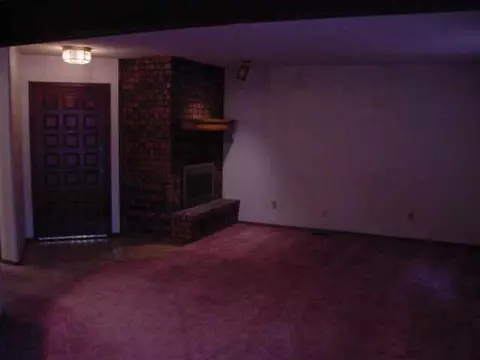 1724 Lionsgate Cir, Oklahoma City, OK 73127 photo 2