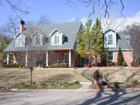 3829 Shadowridge Dr, Norman, OK 73072 photo 1