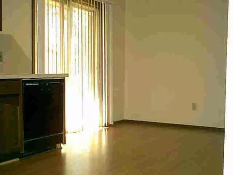 3208 E Noble Dr, Edmond, OK 73034 photo 4