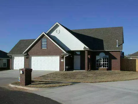 1121 Bald Eagle Ct, Norman, OK 73072 photo 2
