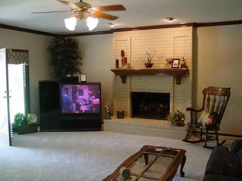 13600 Silver Eagle Trl, Edmond, OK 73013 photo 2
