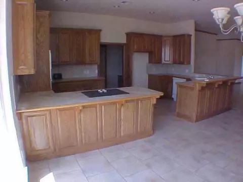 406 Chad Dr, Tuttle, OK 73089 photo 4