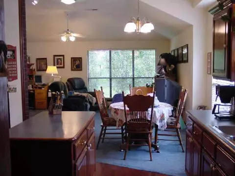 720 Gyrfalcon Dr, Norman, OK 73072 photo 3