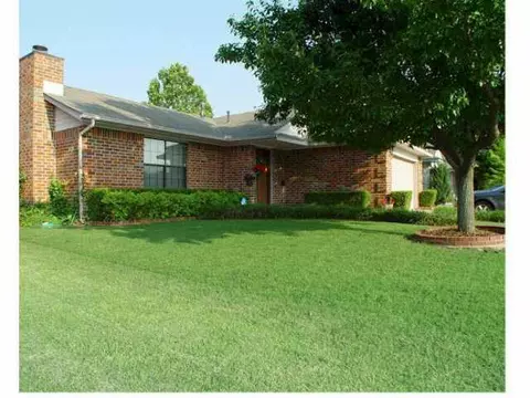 329 Baker St, Norman, OK 73072 photo 2