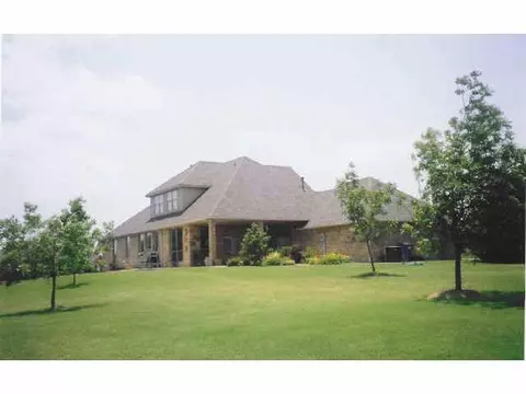 116 Heather Ln, Tuttle, OK 73089 photo 9