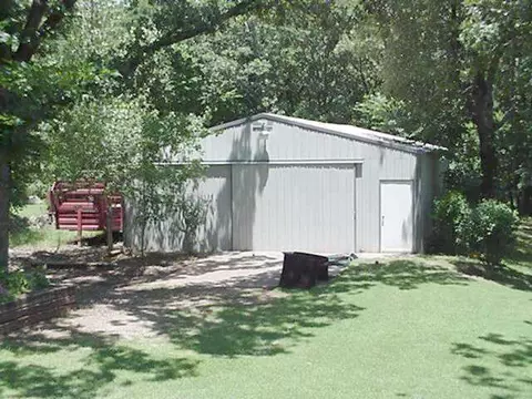 3851 E Tecumseh Rd, Norman, OK 73026 photo 2
