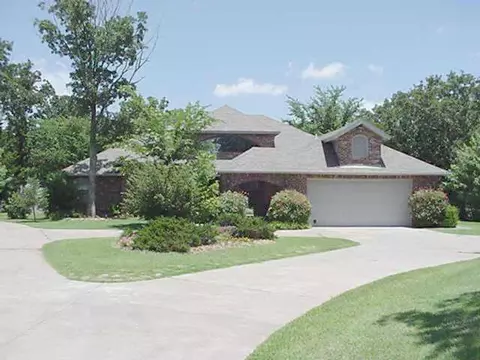3851 E Tecumseh Rd, Norman, OK 73026 photo 1