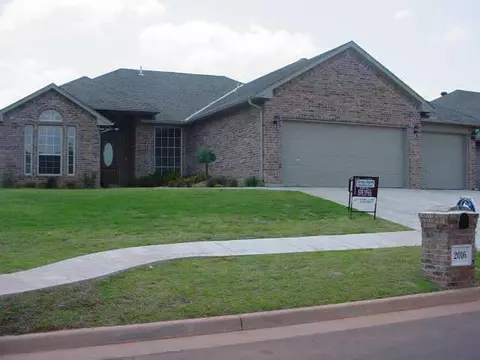 2016 Cedar Pointe Cir, Edmond, OK 73003 photo 1