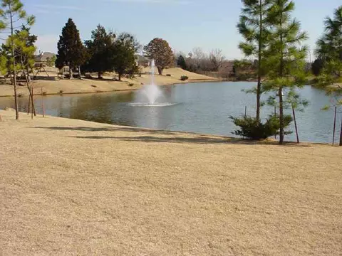 2016 Cedar Pointe Cir, Edmond, OK 73003 photo 3