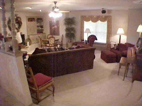 132 Pinewood Dr, Tuttle, OK 73089 photo 2