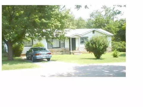 601 E Chestnut, Noble, OK 73068 photo 1